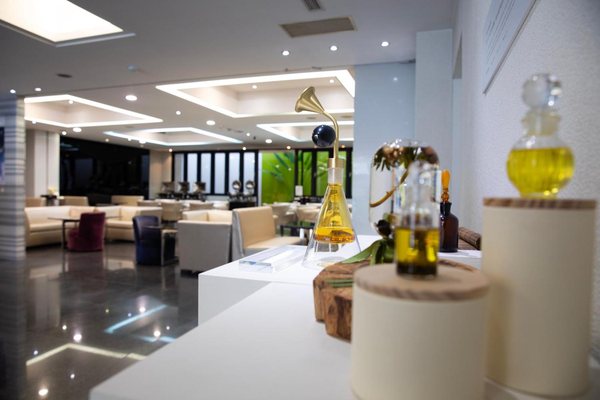 Kapok Hotel & Resorts Лодун Екстер'єр фото