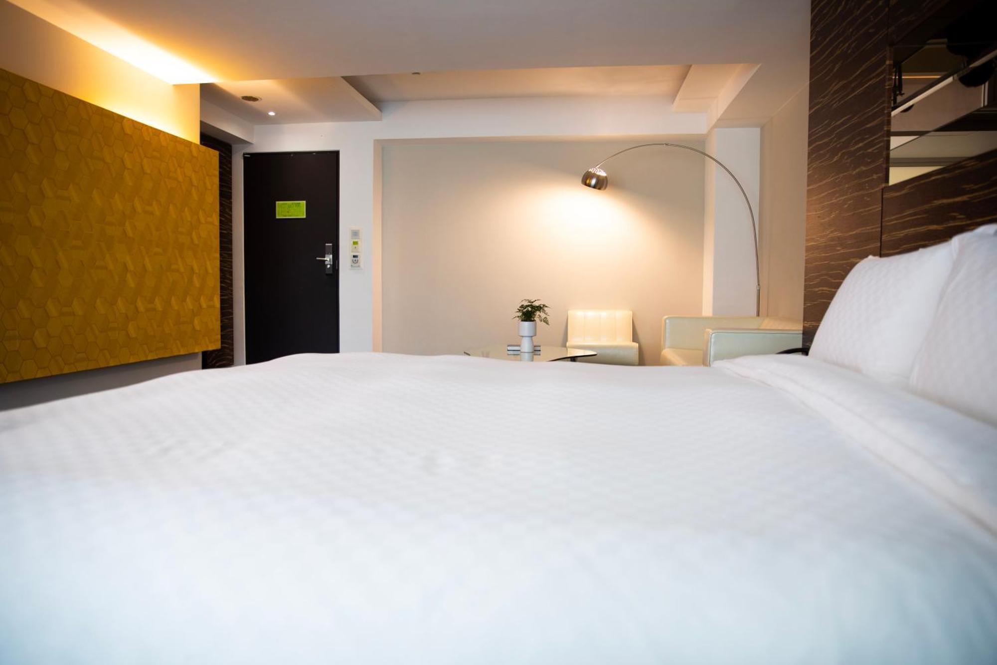 Kapok Hotel & Resorts Лодун Екстер'єр фото