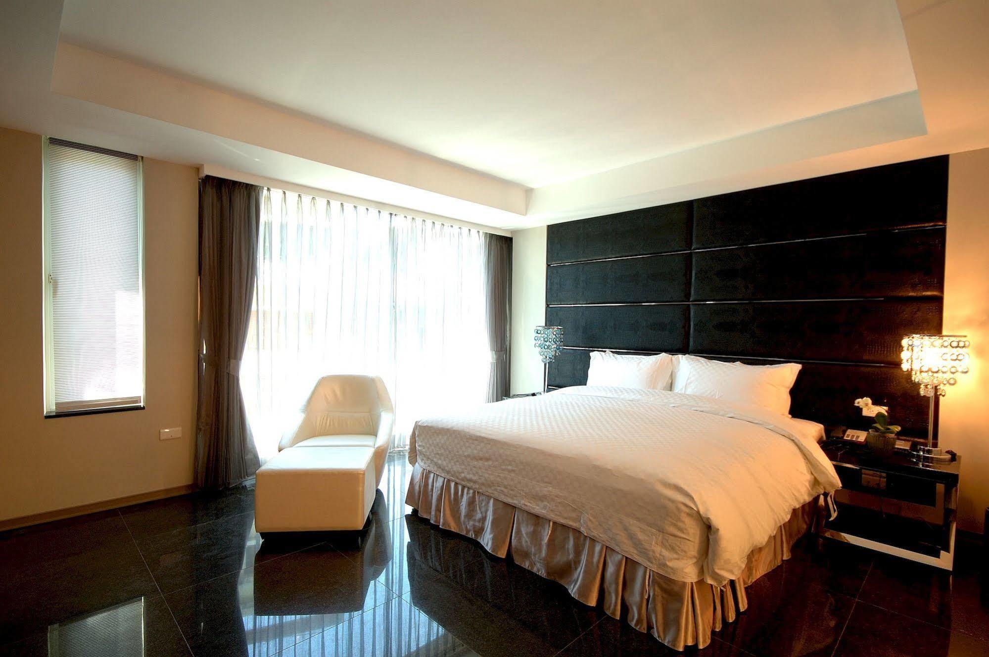 Kapok Hotel & Resorts Лодун Екстер'єр фото